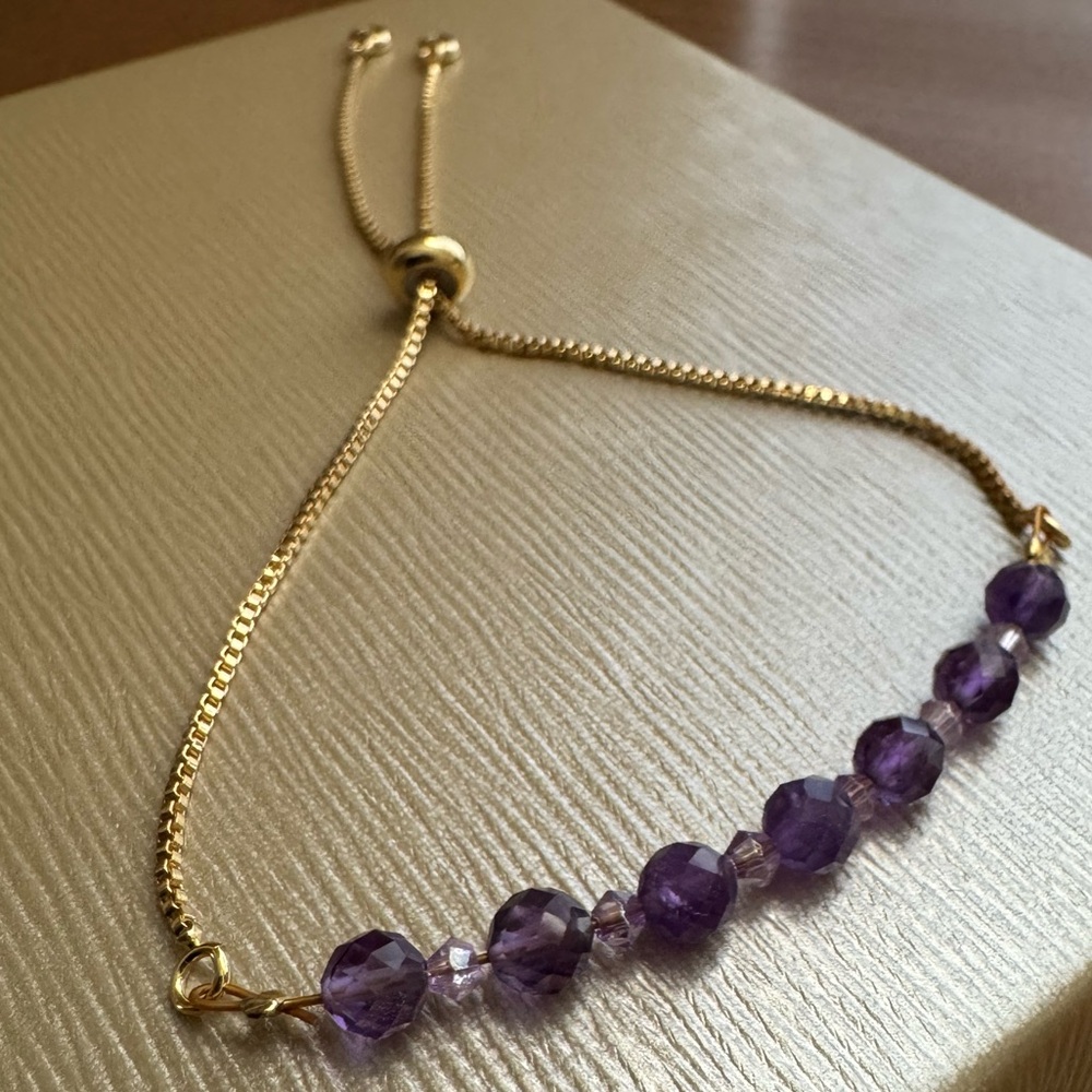 Elegant Gold and Faceted Amethyst Bead Bracelet